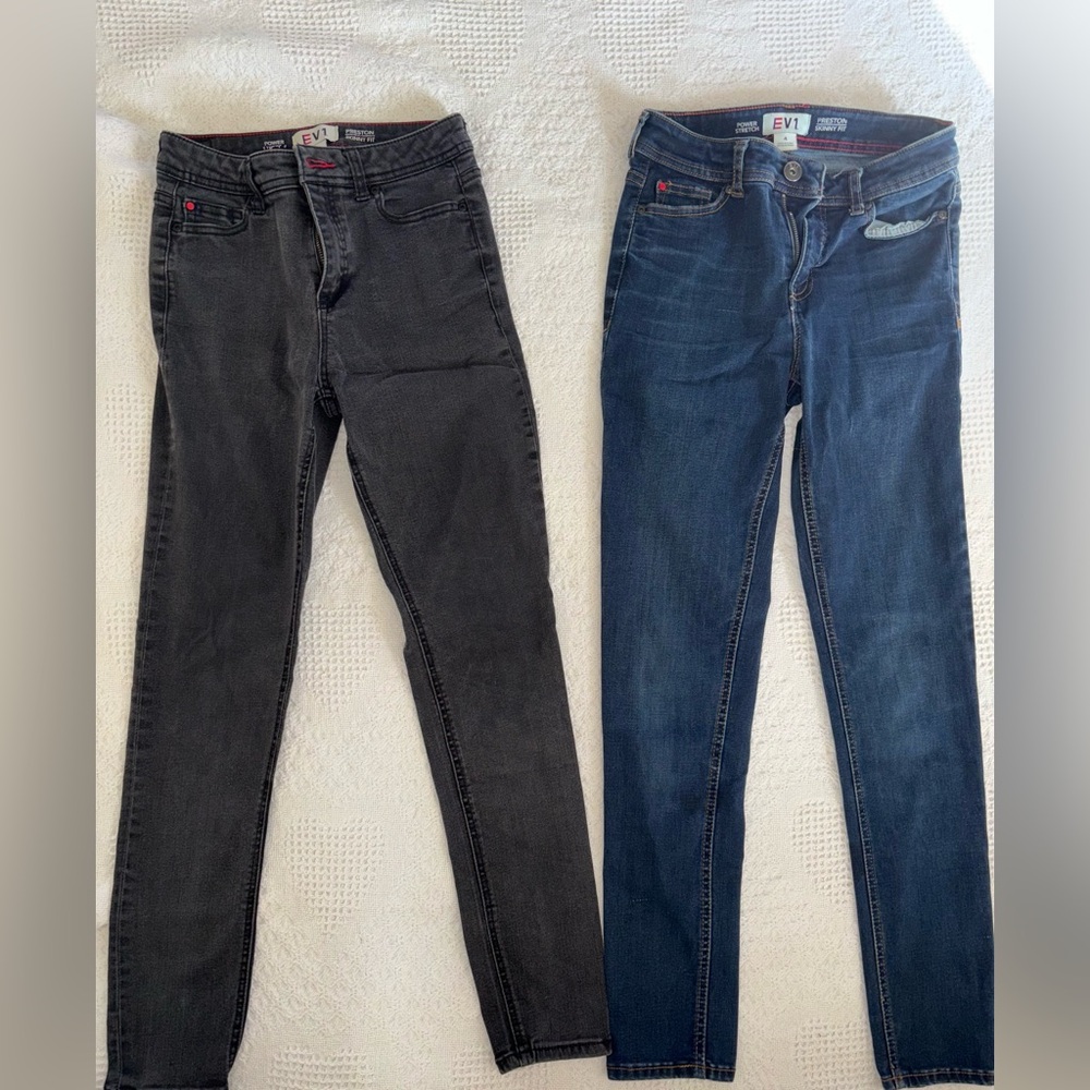 EV1 Women’s size 4 Skinny Jeans Power Stretch Black and Blue Set of Two Preowned